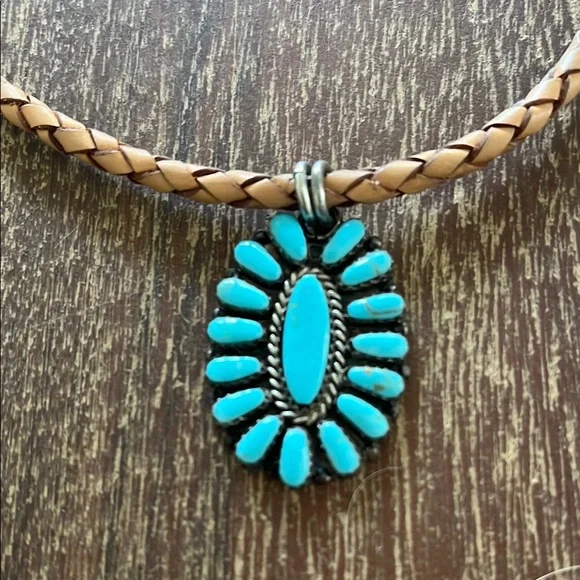 Natalie B choker. Perfect for summer. Excellent preowned condition. - Picture 3 of 7